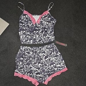 ROMWE Black and Pink Pajama Set with Lace Trim